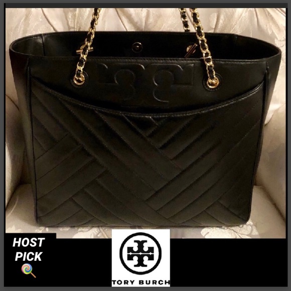 Tory Burch Handbags - TORY BURCH LARGE ALEXA FLAT CHEVRON TOTE